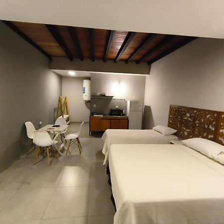 Los Lirios Apart & Suite ปูแอร์โตอีกวาซู ภายนอก รูปภาพ