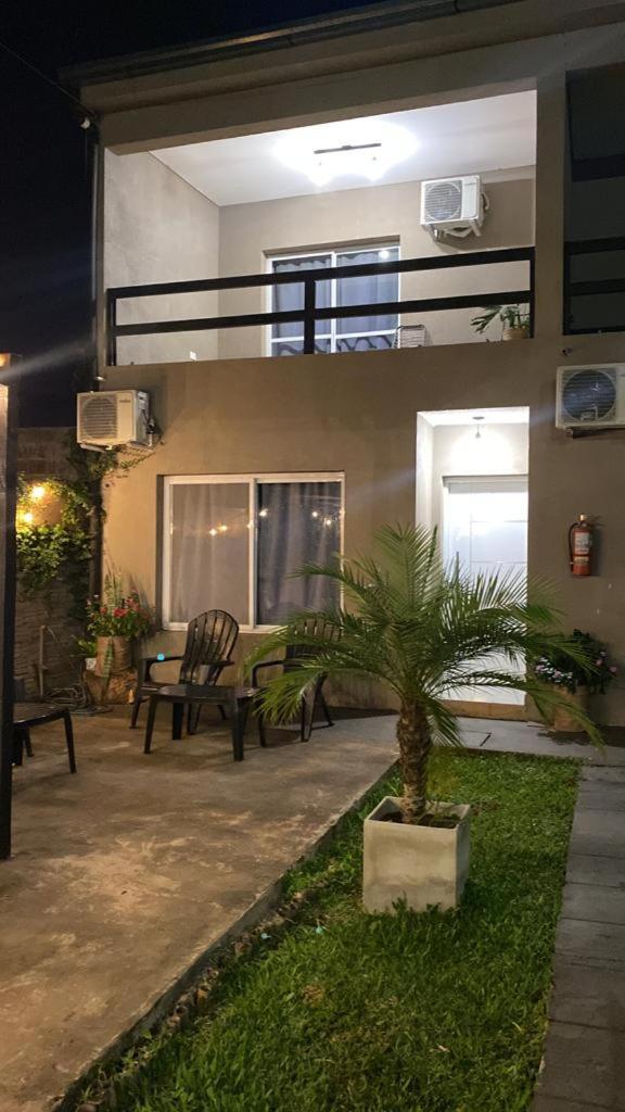 Los Lirios Apart & Suite ปูแอร์โตอีกวาซู ภายนอก รูปภาพ