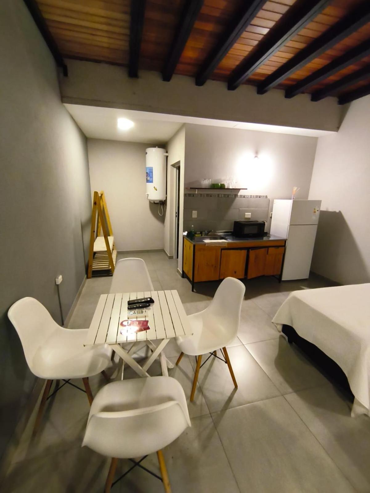 Los Lirios Apart & Suite ปูแอร์โตอีกวาซู ภายนอก รูปภาพ